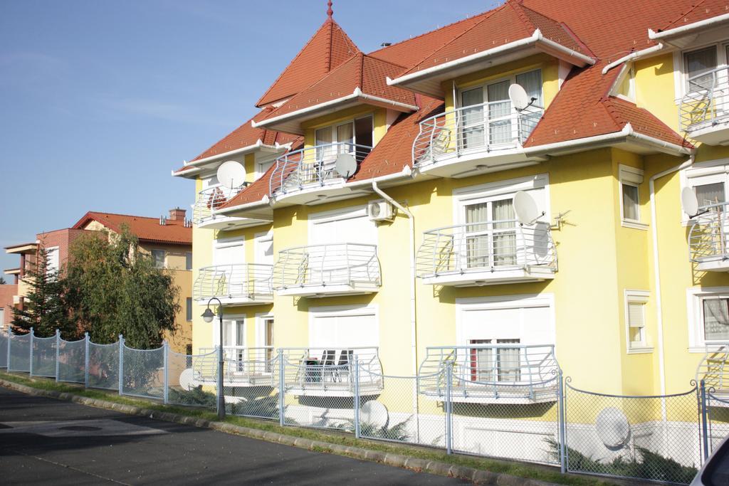 Lila Apartman Hévíz Exterior foto
